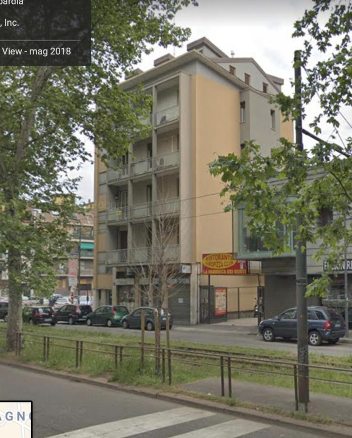 Dimora Certosa - Milano Apartment Bagian luar foto